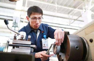 從技工到工匠 中國(guó)農(nóng)業(yè)機(jī)械領(lǐng)域打破歐洲發(fā)動(dòng)機(jī)壟斷的逆襲之路